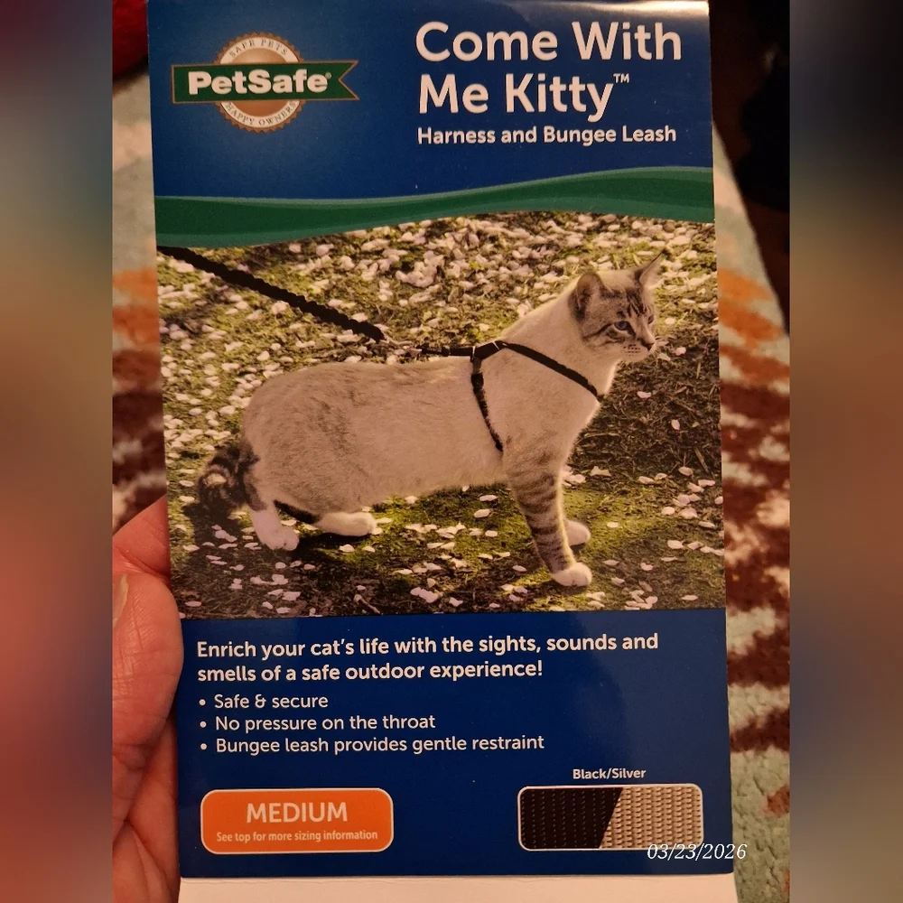 PetSafe Black and Silver Cat Harness with Leash